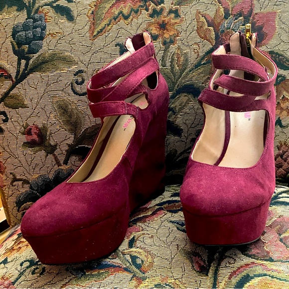 Just Fab wine colored wedge sandals. Used once or twice. - Picture 1 of 5